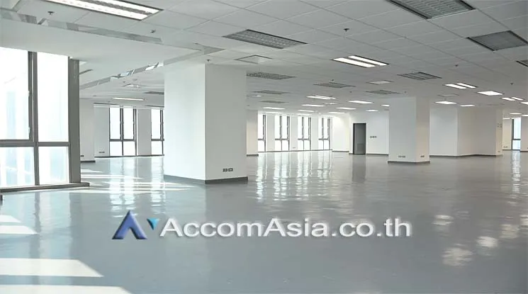unit Office space For Rent in Ploenchit, Bangkok  near BTS Chitlom - BTS Ploenchit (AA13176)